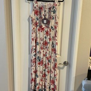 NWT Knox Rose Maxi dress